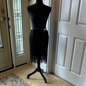 Gibson Latimer Black Lace Midi Skirt with Neon Trim